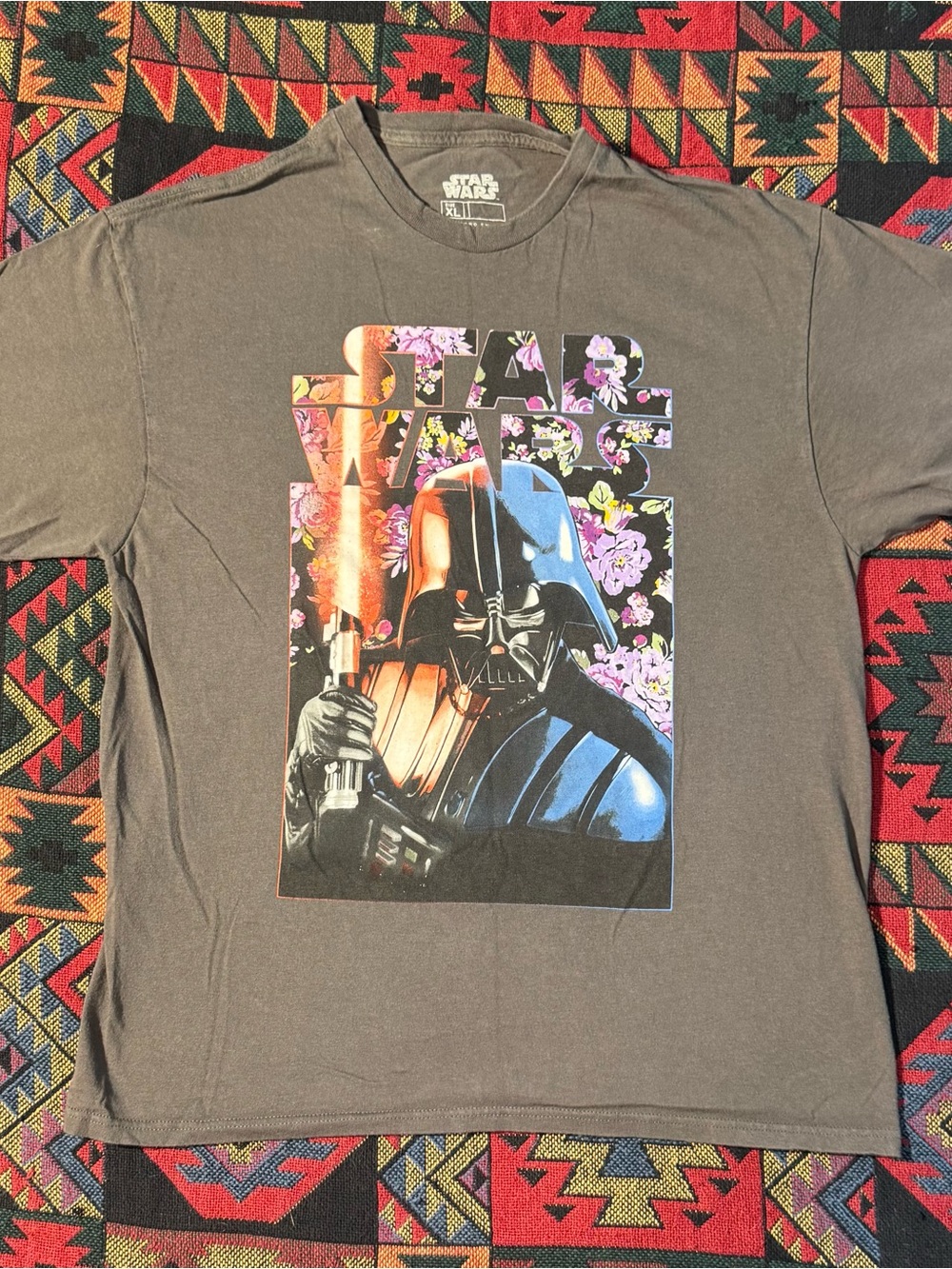 Star Wars Darth Vader Floral Pattern T-shirt Gray Tee Size XL